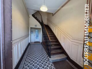  Immeuble à vendre 10 pièces 227 m²