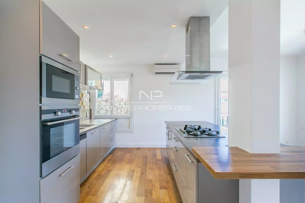 Nice Bas Cimiez, superbe duplex avec terrasse, cave et garage au