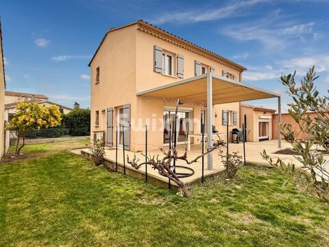   Maison moderne avec piscine et joli terrain plat ! Maison - 5 pi�ce(s) - 118 m�