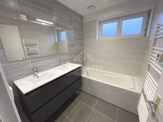  Appartement � louer 3 pi�ces 90 m�