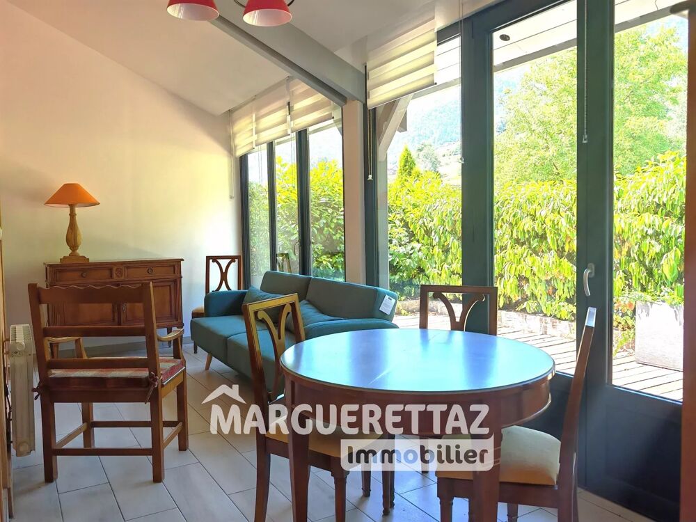 T2 avec belle terrasse à Taninges