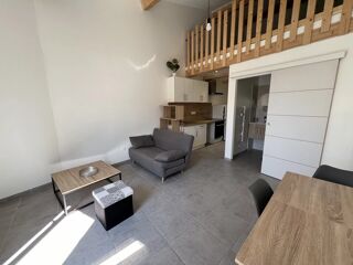  Appartement à louer 2 pièces 40 m²