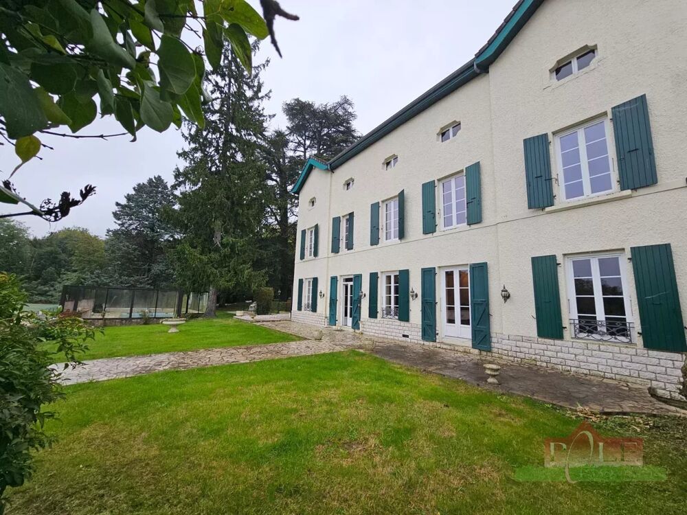 Vente Maison SEPTEME, Très belle propriété de 202 m² avec 415 m² dépendances. Septème