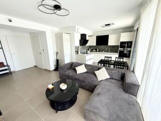  Appartement à louer 3 pièces 60 m²