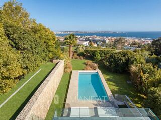  Maison à louer 6 pièces 220 m²