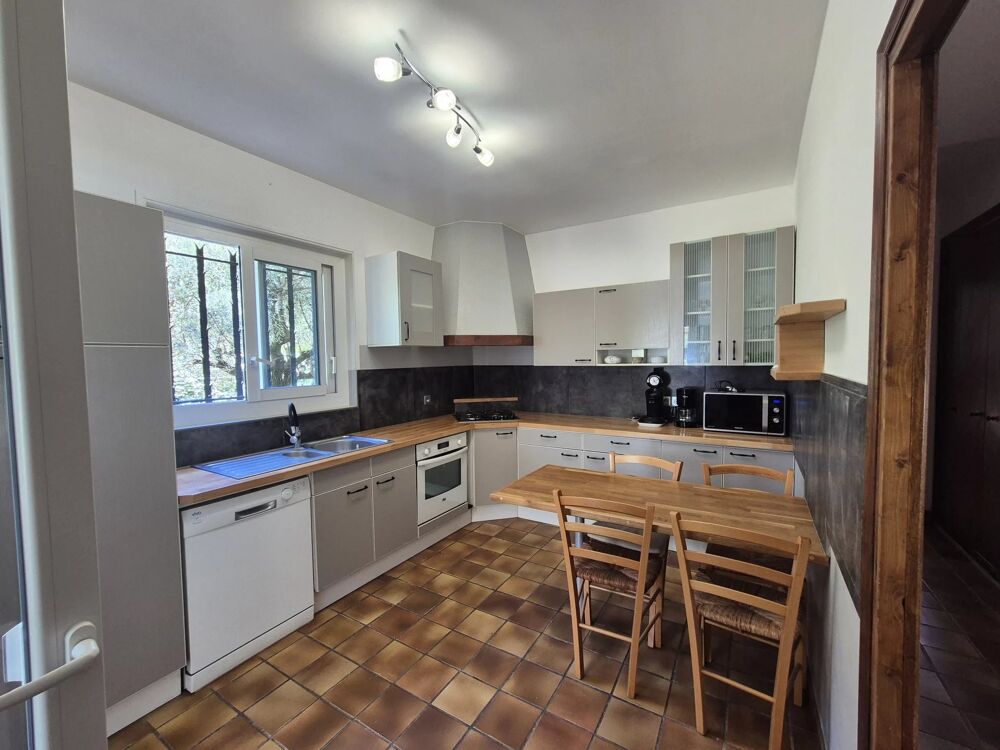 Vente Maison Villa 160 m² avec dépendance, piscine et terrain 2 800 m² Le cannet-des-maures