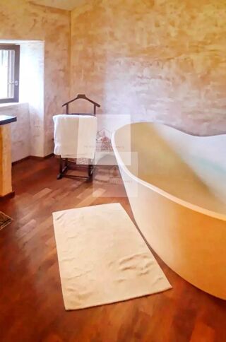  Maison � vendre 8 pi�ces 225 m�