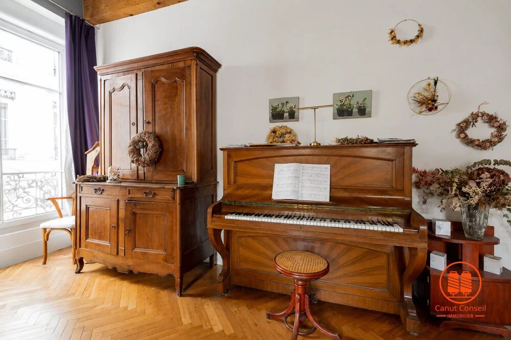 Appartement de caractère - T5 de 134 m² (DPE : D)