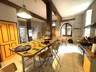  Maison � vendre 6 pi�ces 225 m�