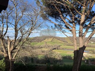  Maison � vendre 6 pi�ces 210 m�