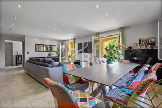  Maison � vendre 8 pi�ces 225 m�