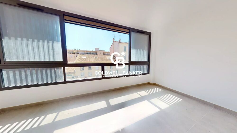 Opportunité investissement, grand studio lumineux neuf