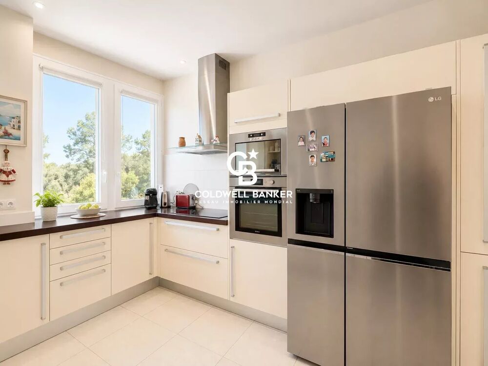 à vendre  Appartement Saint-Raphaël (83700)
