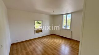  Appartement à louer 4 pièces 73 m²