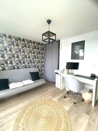  Appartement à louer 3 pièces 60 m²