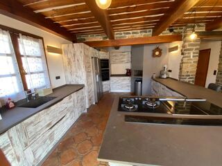  Maison � vendre 8 pi�ces 275 m�