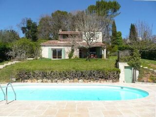 Location Maison Villa meublée d'exception avec piscine, jardin et vue dégagée Opio