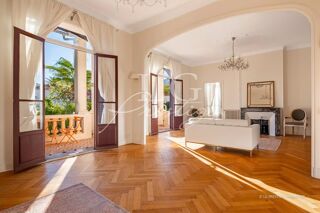  Villa à vendre 11 pièces 275 m²