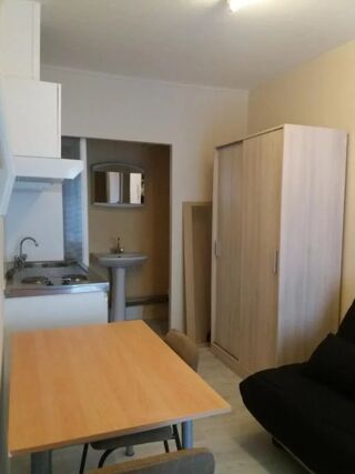  Appartement à louer 1 pièce 13 m²