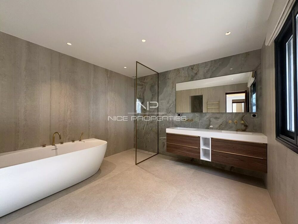 à vendre  Villa Beausoleil (06240)