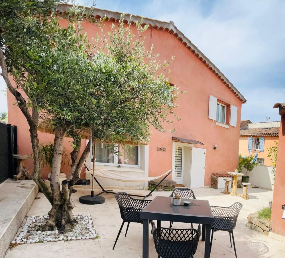 Vente Maison NOUVEAUTÉ - MAISON ROQUEBRUNE-SUR-ARGENS JARDIN ET GRAND GARAGE Roquebrune-sur-argens
