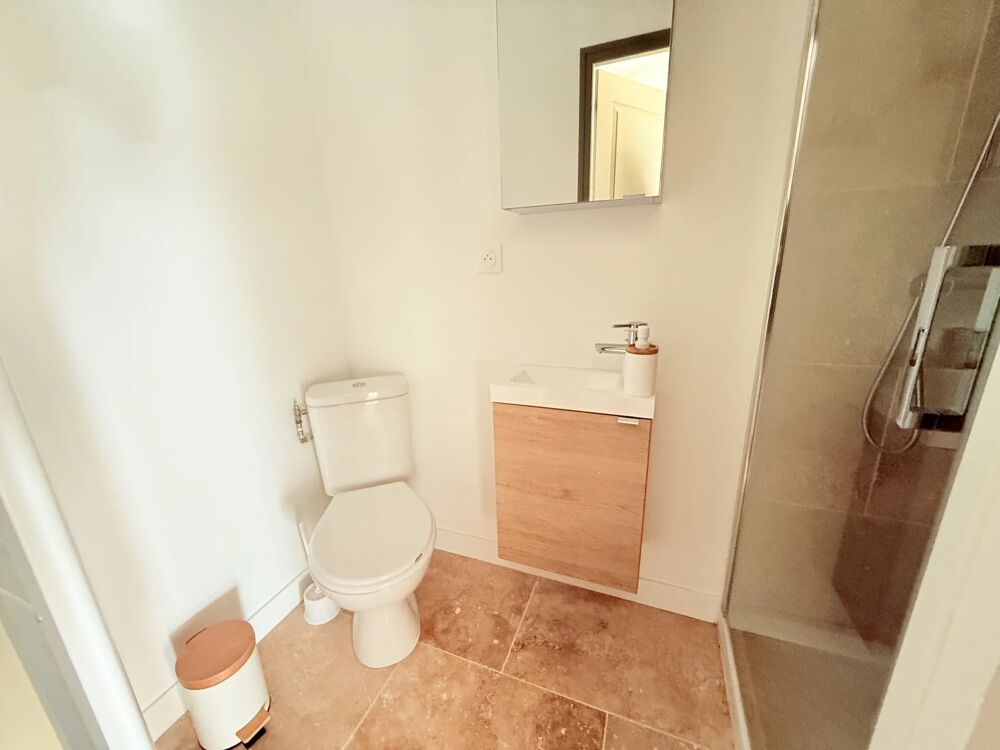 Location Appartement Situé à proximité immédiate des Champs-Elysée Saint-quentin