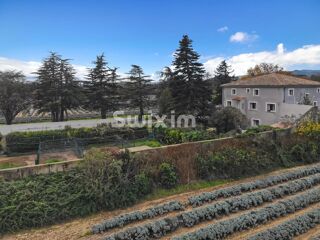  Maison � vendre 9 pi�ces 370 m�