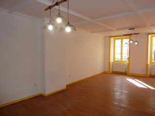  Appartement à louer 2 pièces 61 m²