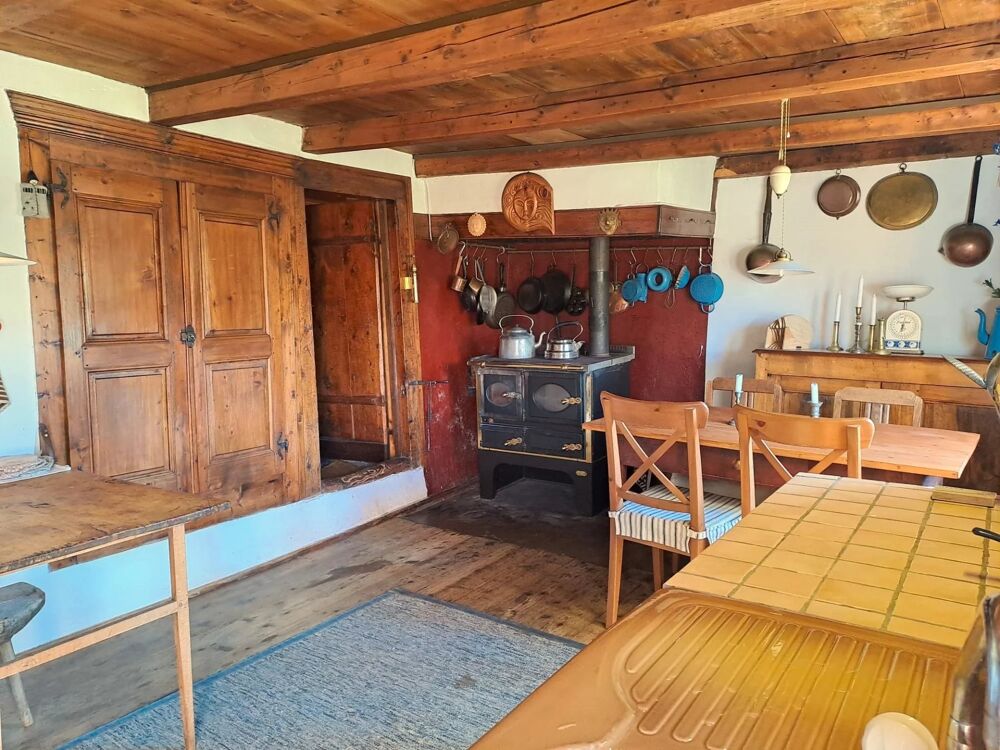 LAMOURA : Maison ancienne authentique
