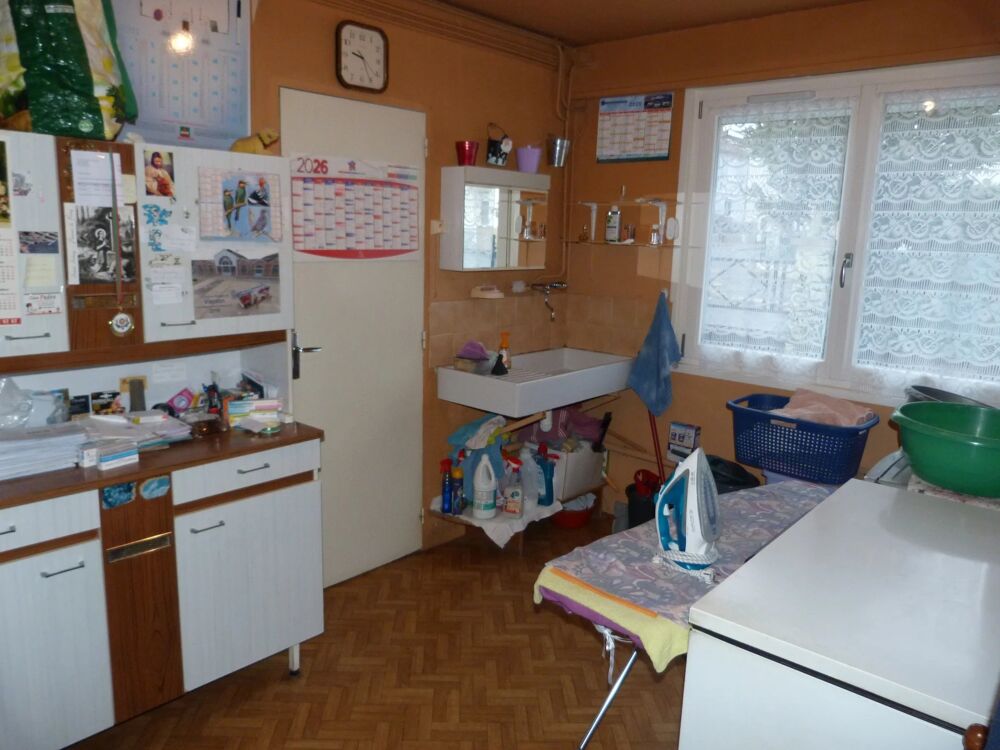 Vente Maison Vierzon Nord : Maison T.7 - 5 Chambres - Terrain 700M² Vierzon