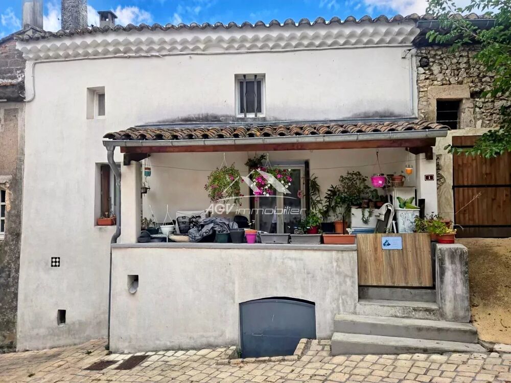 Maison de village - Proche Les Fumades