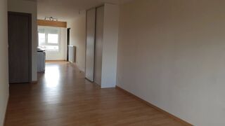  Appartement à louer 3 pièces 68 m²