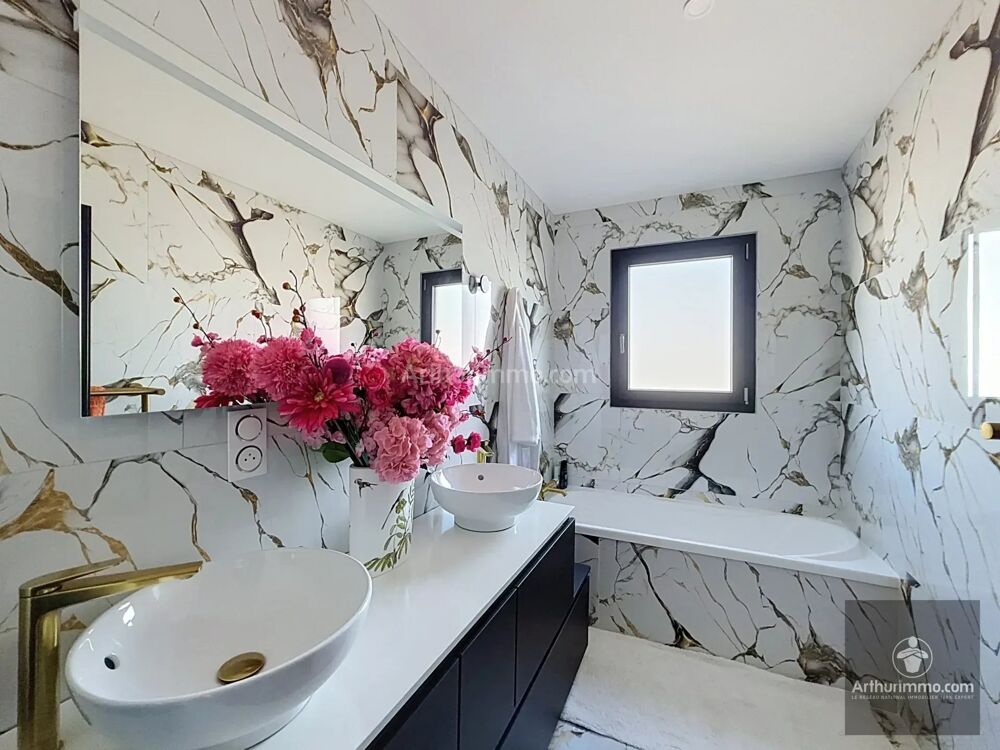 Vente Maison MABLY – MAISON CONTEMPORAINE HAUT DE GAMME AVEC PISCINE Mably