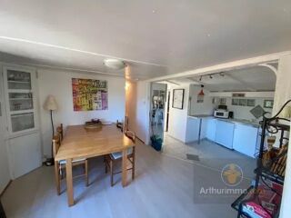  Maison 5 pi�ces 72 m� Le lavandou