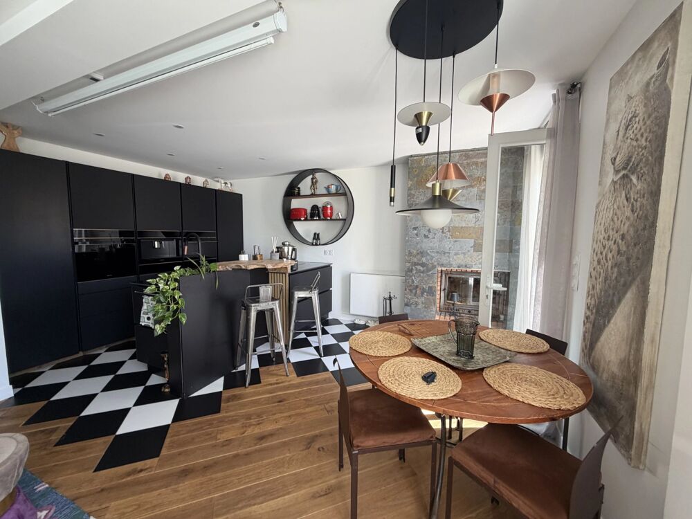Vente Villa EXCLUSIVITÉ – MAISON RÉNOVÉE 73 M² – JACUZZI, SAUNA & TERRASSE – Besançon