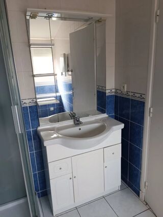  Appartement à louer 2 pièces 34 m²