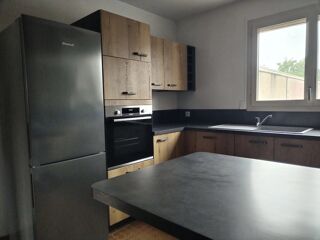  Appartement à louer 4 pièces 91 m²