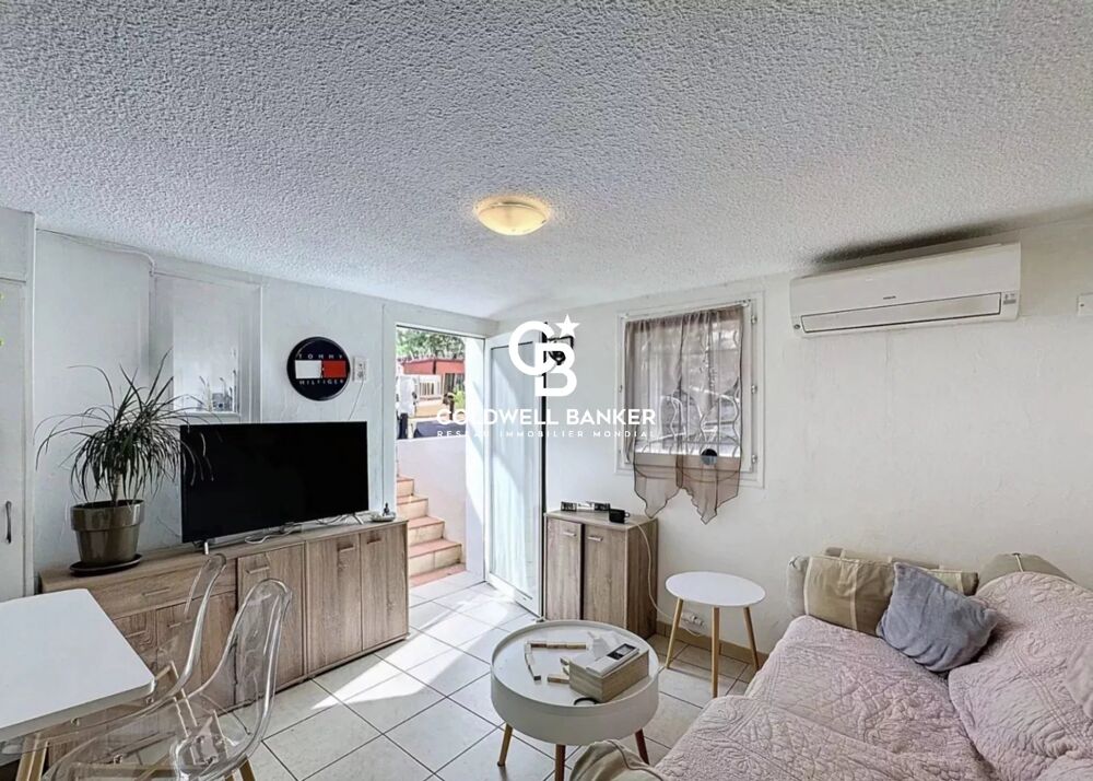 Propriété à Fort Potentiel, Ensemble de Quatre Appartements à Ré