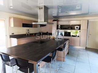  Villa � vendre 8 pi�ces 217 m�