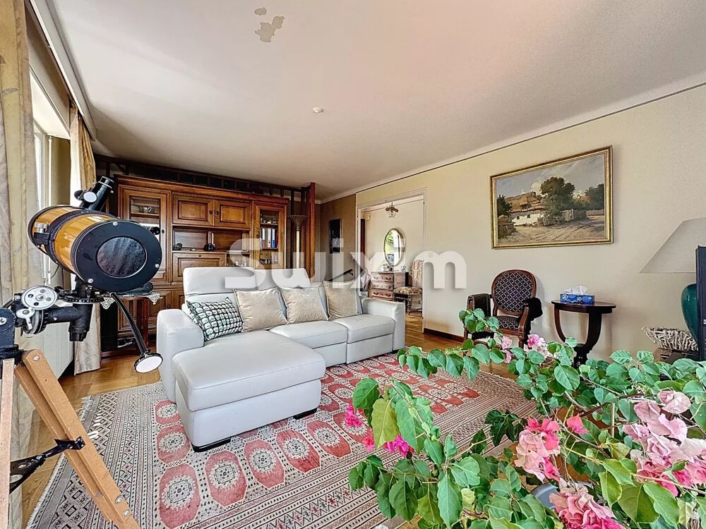 � vendre  Maison Grilly (01220)