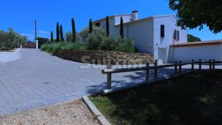  Villa � vendre 8 pi�ces 333 m�