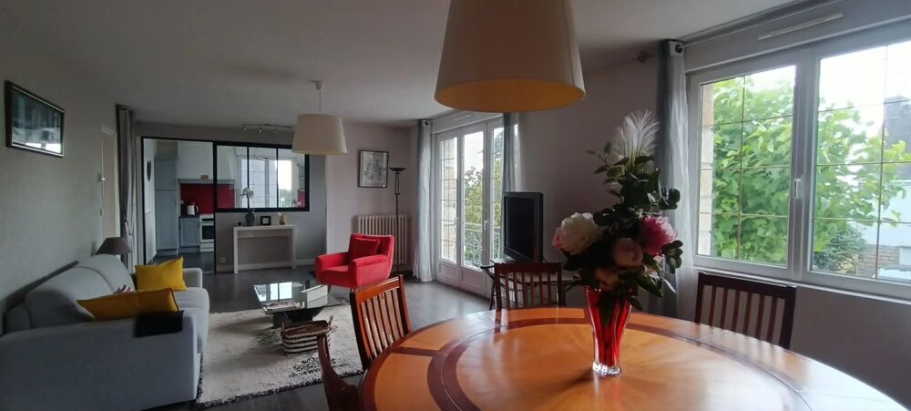 GUÉMENÉ-SUR-SCORFF  MAISON 4 CHAMBRES AVEC SOUS-SOL TOTAL