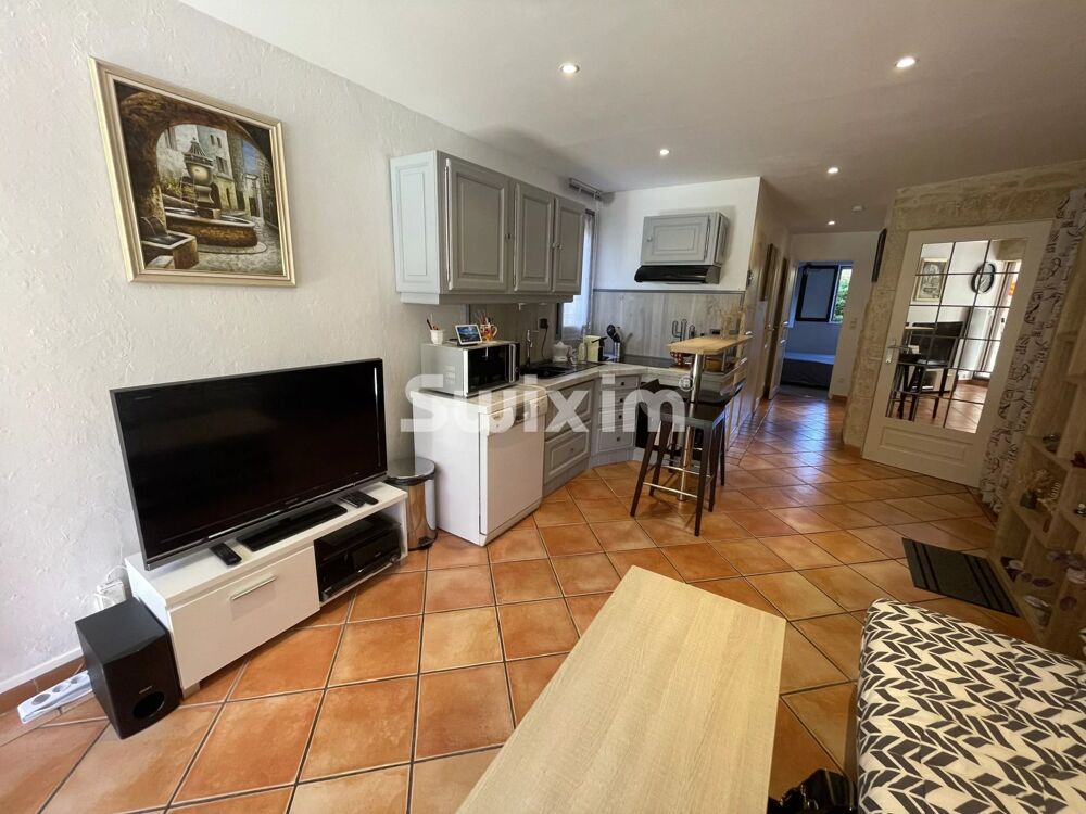 APPARTEMENT T2 AVEC JARDIN, PISCINE, PARKING