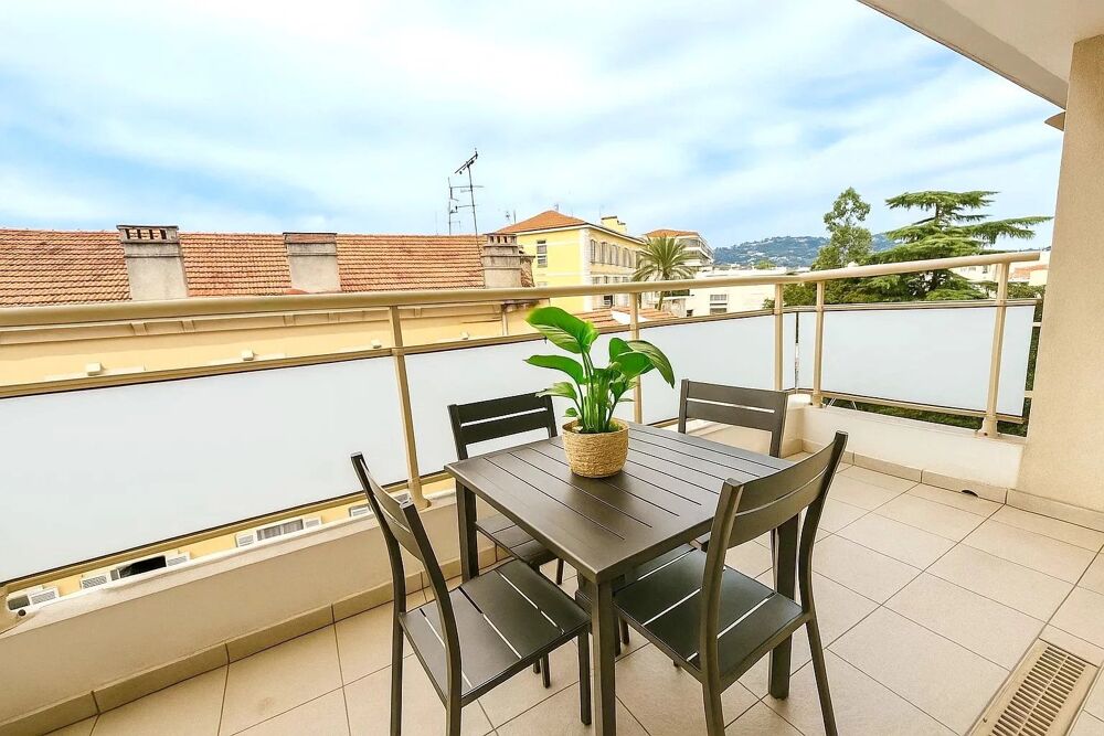 Vente Appartement Cannes Vente appartement 2 pi�ces en dernier �tage Cannes
