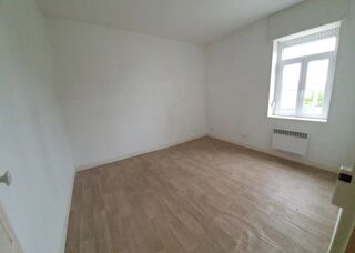  Appartement � louer 4 pi�ces 81 m�