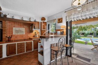  Maison à vendre 5 pièces 231 m²