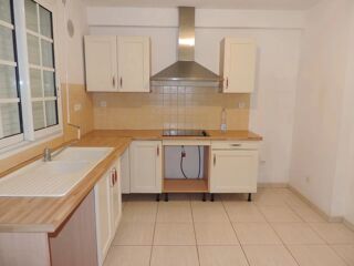  Appartement à louer 3 pièces 69 m²