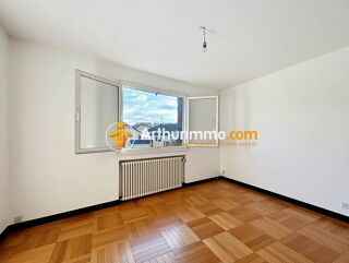  Appartement � vendre 5 pi�ces 90 m�