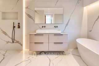  Maison à louer 6 pièces 321 m²