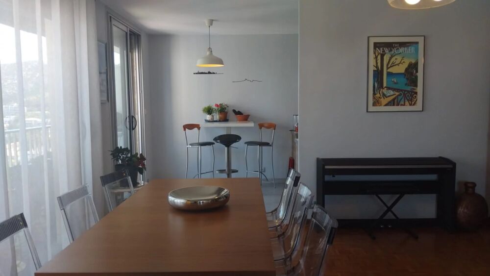 Vente Appartement T3/T4 TRAVERSANT DE 87 M²  ALLÉE DES PINS– VUE PANORAMIQUE MER E Marseille 9